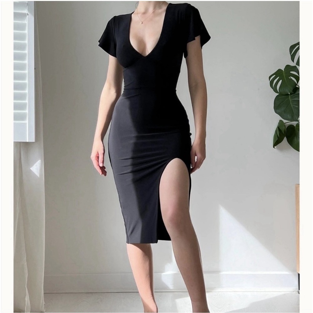 NWT AYM Black Hyde‎ Midi Dress Bodycon Lace Back Stretch Size Medium